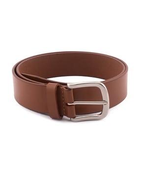 solid belt with buckle closure