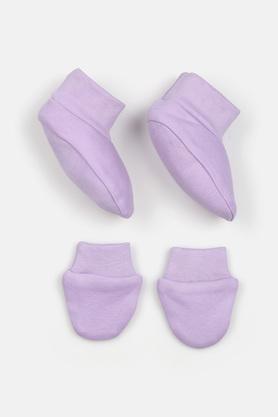 solid cotton infant mitten & booties - lilac