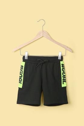 solid cotton regular fit boy's shorts - olive