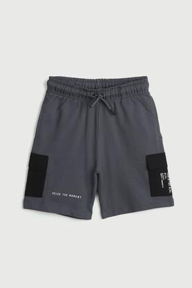solid cotton regular fit boys shorts - grey