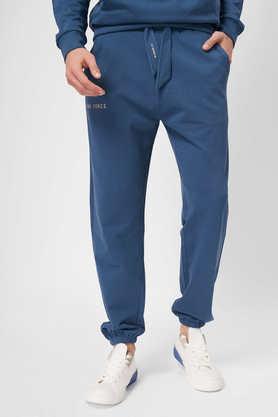 solid cotton regular fit men's joggers - blue