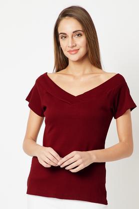 solid-cotton-v-neck-women's-top---maroon