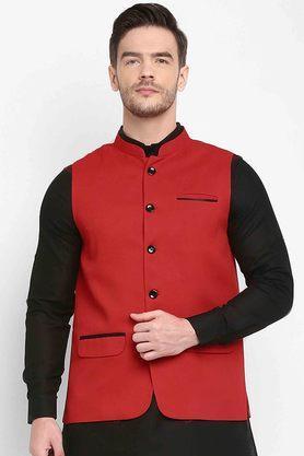 solid jute regular fit men's occasion wear nehru jacket - red