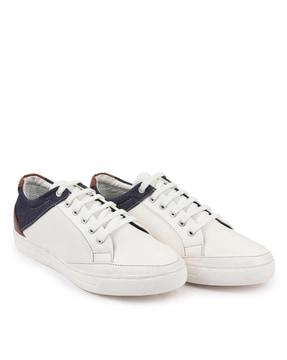 solid-lace-up--flat-sneakers