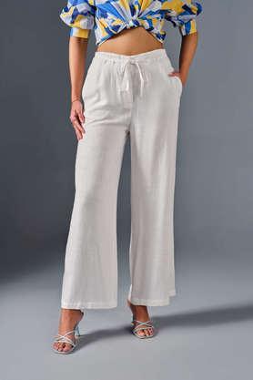 solid relaxed fit blended fabric women's casual wear trousers - white