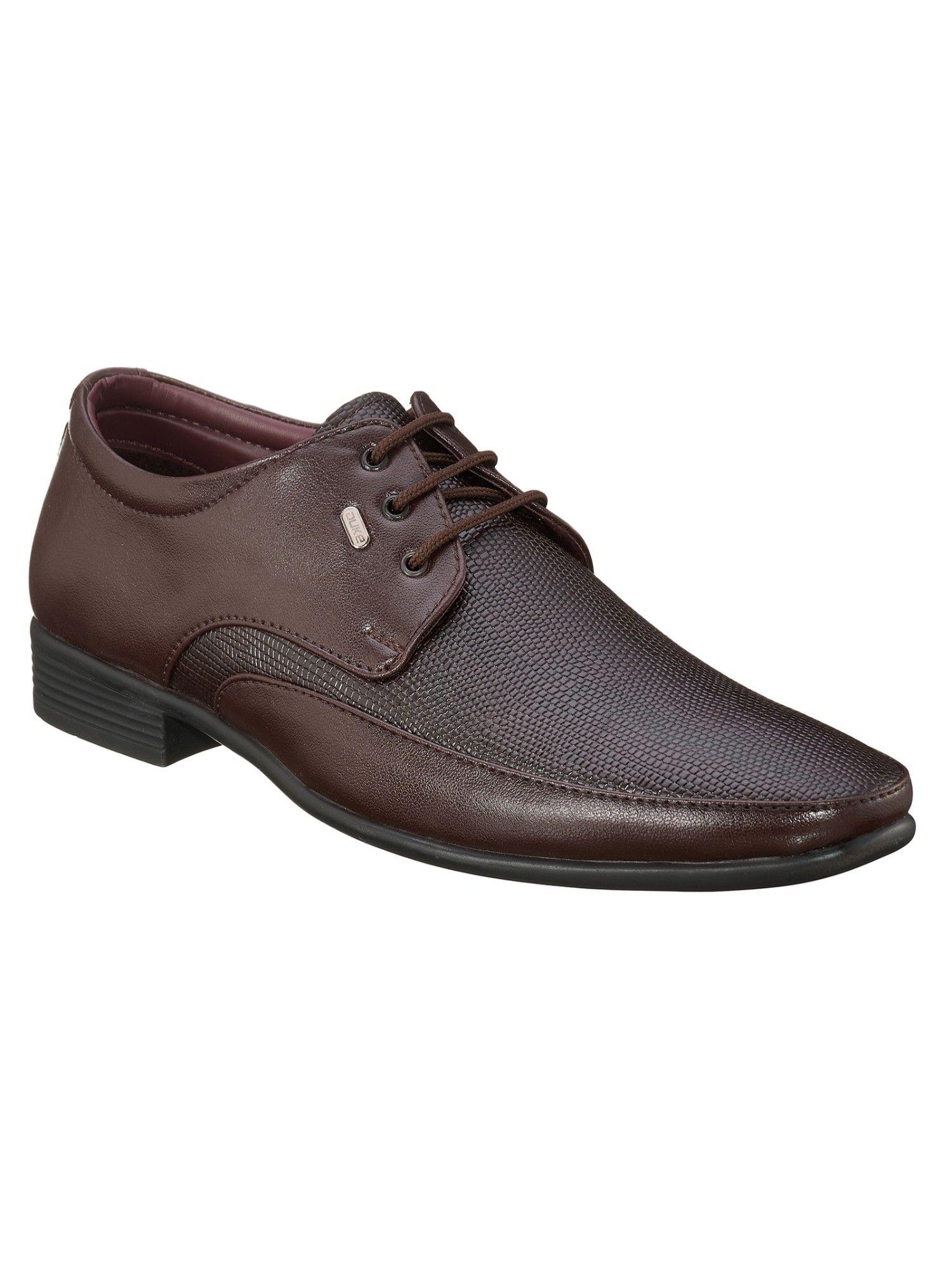 solid/plain brown formal shoes