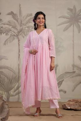 solid calf length cotton woven women's kurta set - pink