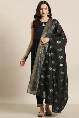 solid calf length crepe knitted women's kurta set - black