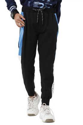 solid cotton regular fit boys joggers - black