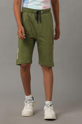 solid cotton regular fit boys shorts - green