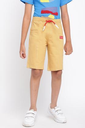 solid cotton regular fit boys shorts - khaki
