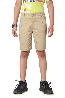 solid cotton regular fit boys shorts - khaki