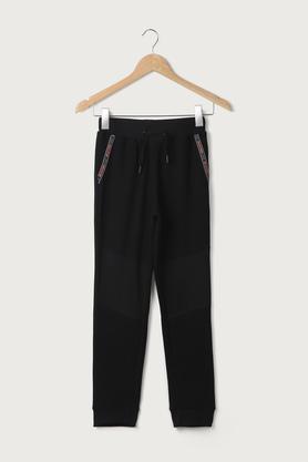 solid cotton regular fit boys track pants - black
