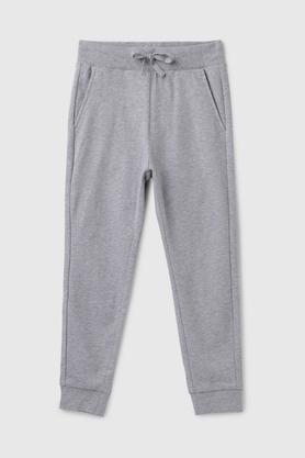 solid cotton regular fit boys track pants - grey