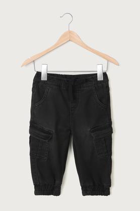 solid cotton regular fit infants jeans - black