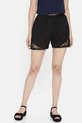 solid crepe regular fit women's shorts - black