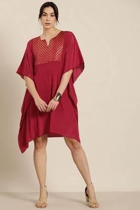 solid crepe round neck women's kaftan - red