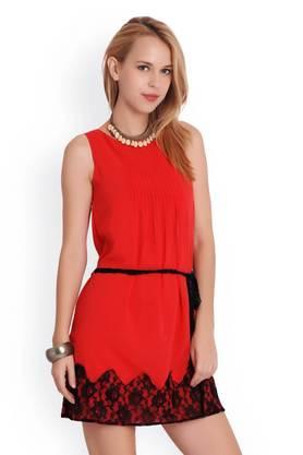 solid crepe round neck women's knee length dress - red