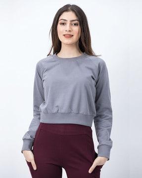 solid cropped sweatshirt with ribbed hems
