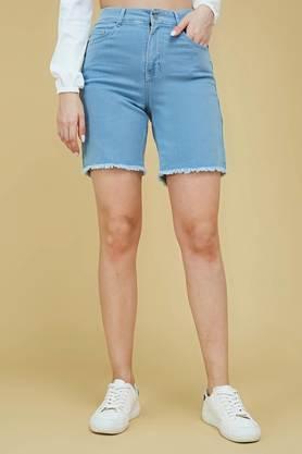 solid denim regular fit women's shorts - light blue