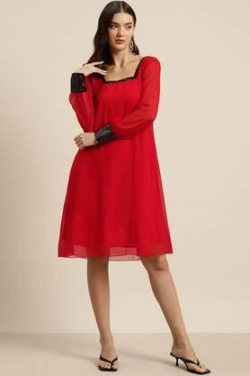solid georgette regular fit women's knee length dress - red