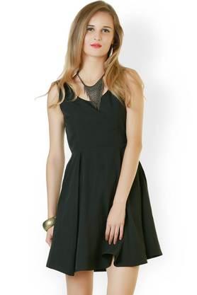 solid georgette round neck women's knee length dress - black