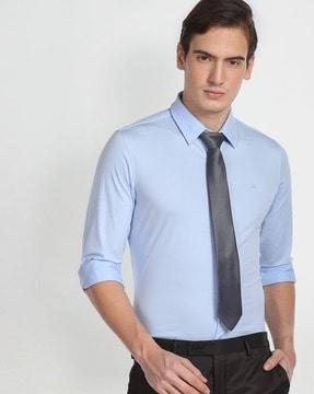 solid knitted formal shirt