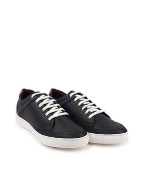 solid lace-up  flat sneakers