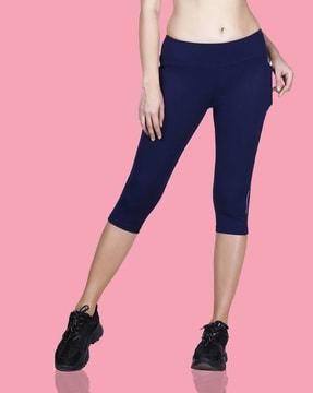 solid mid rise capri pant