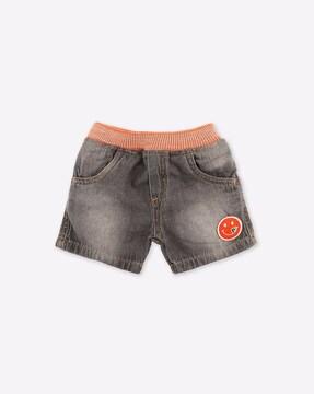 solid mid rise shorts