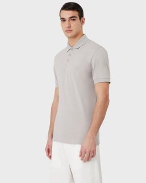 solid pattern polo t-shirt with patch logo