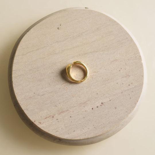 solid pebble ring