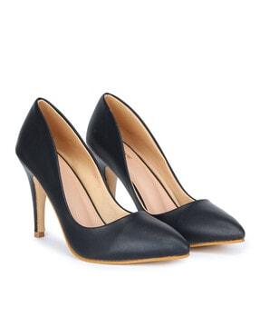 solid pointed-toe pumps