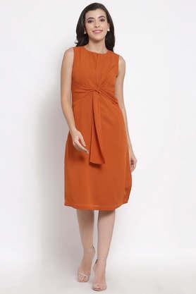 solid polyester round neck women's knee length dress - rust