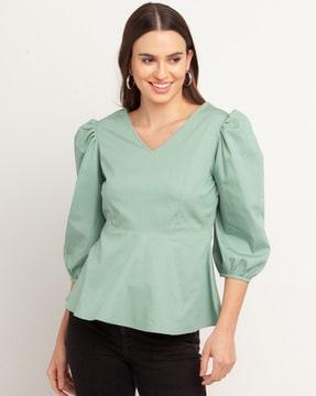 solid puff-sleeve regular top