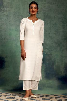 solid rayon sweetheart neck women's casual wear kurta - cream