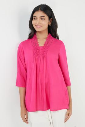 solid rayon v-neck women's casual wear kurta - pink