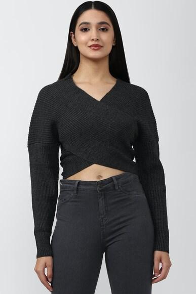 solid regular fit cropped sweaters