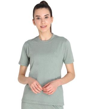 solid round-neck t-shirt