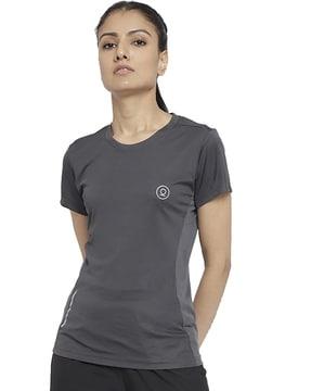 solid round neck t-shirt