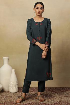 solid silk round neck women's festive wear kurta - blue