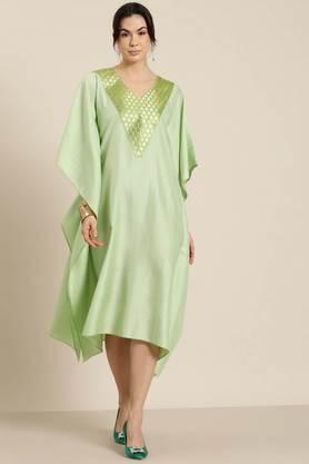 solid silk v-neck women's kaftan - pista green
