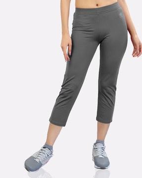 solid slim fit capri