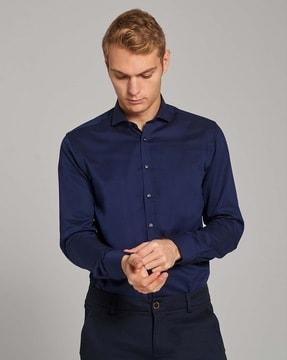 solid slim fit shirt