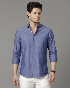 solid slim fit shirt