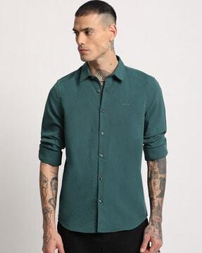 solid slim fit shirt