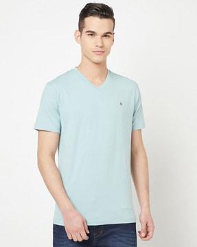 solid slim fit v-neck t-shirt