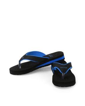 solid t-strap flip-flops