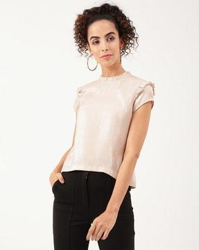 solid top with ruffled detail