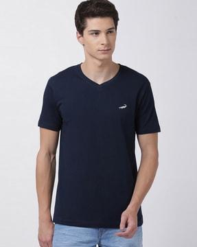 solid v-neck t-shirt